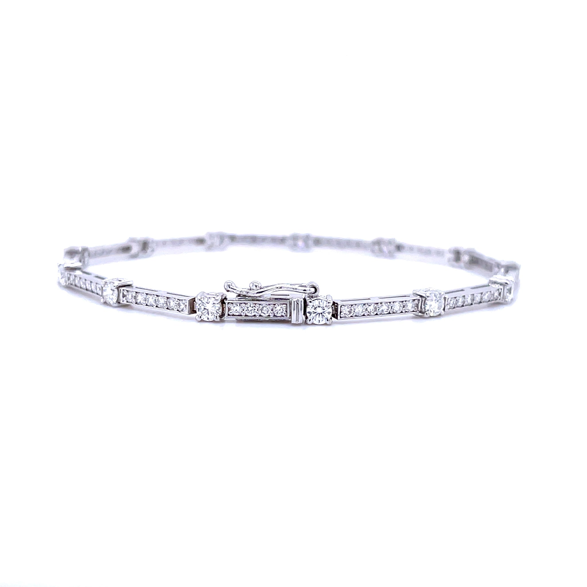 White Gold Diamond Bar Bracelet 2.13ct